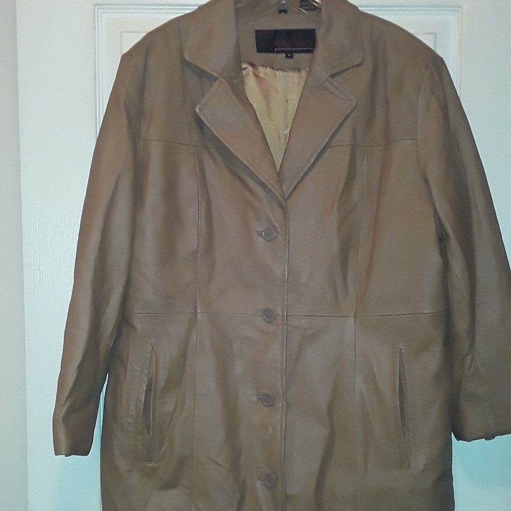 Phase Two womens tan leather coat size XL